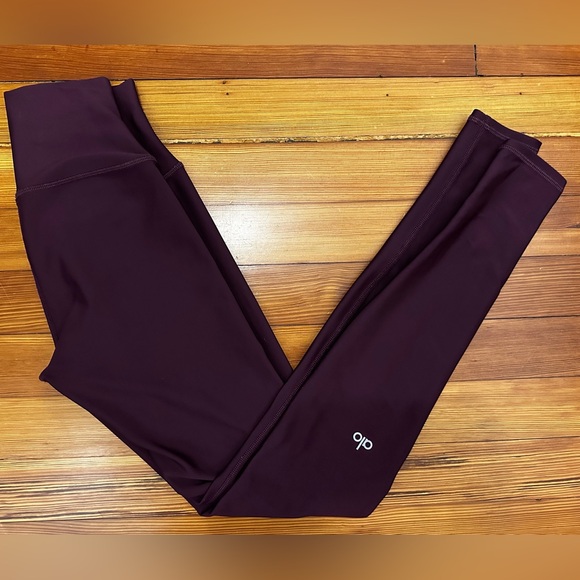 ALO Yoga Pants - Alo High-Waist Airlift Legging XS